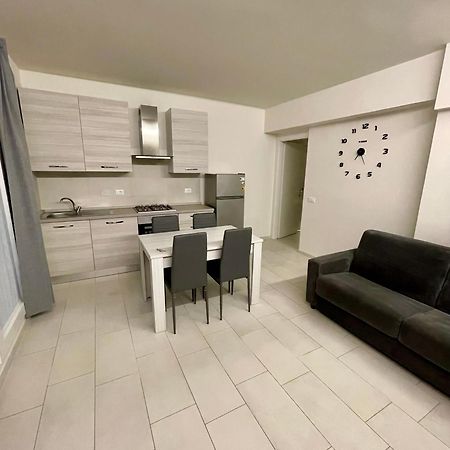 Ferienwohnung Anita'S House-Abitazione A Pochi Passi Dal Centro Pesaro Exterior foto